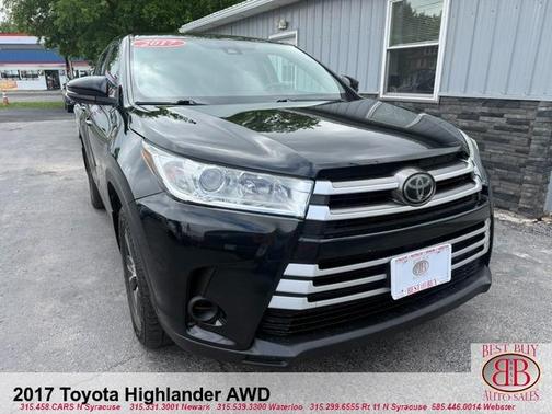 Black 2017 Toyota Highlander INCOMING