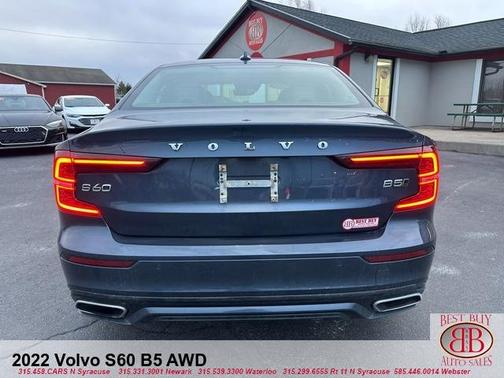 Blue 2022 Volvo S60 B5 Momentum