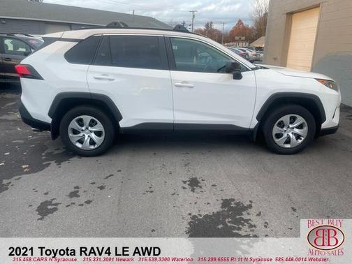 2021 Toyota RAV4 LE