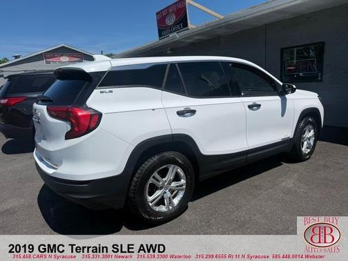 White 2019 GMC Terrain SLE