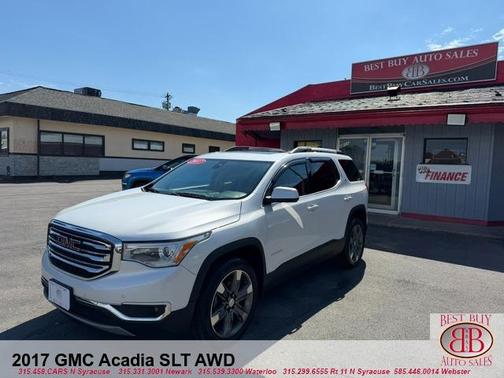 White 2017 GMC Acadia SLT-2