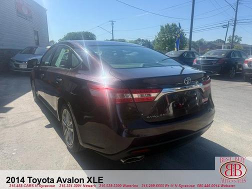 Red 2014 Toyota Avalon XLE