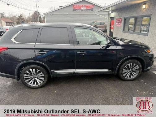 2019 Mitsubishi Outlander SEL