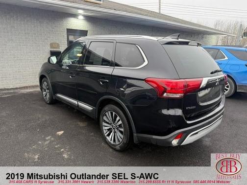 2019 Mitsubishi Outlander SEL