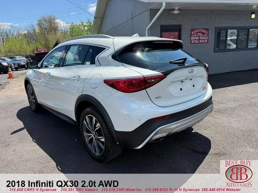 Majestic White 2018 INFINITI QX30 Premium
