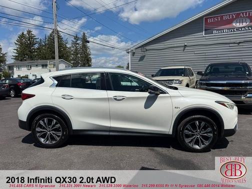 Majestic White 2018 INFINITI QX30 Premium