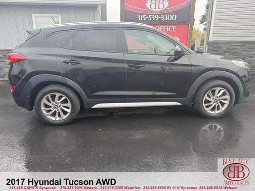 2017 Hyundai TUCSON SE