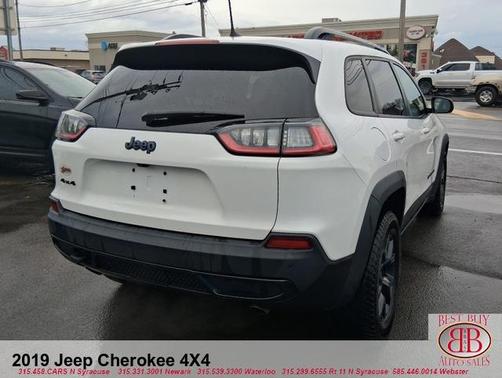 2019 Jeep Cherokee Latitude