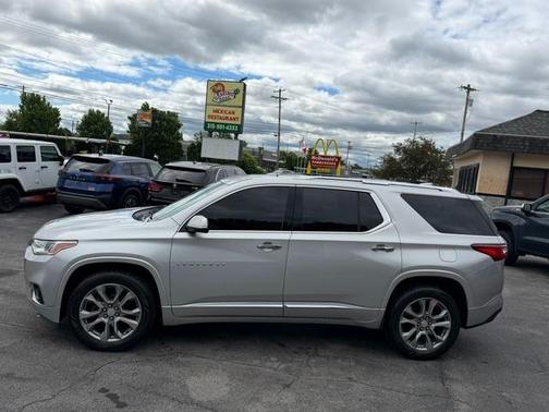 Gray 2019 Chevrolet Traverse Premier