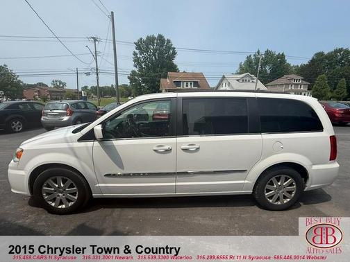 2015 Chrysler Town & Country Touring
