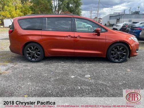 2018 Chrysler Pacifica Touring-L