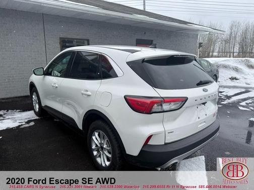 2020 Ford Escape SE