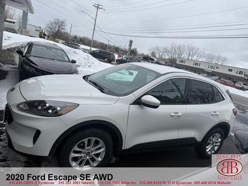 2020 Ford Escape SE