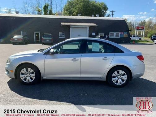 Gray 2015 Chevrolet Cruze LS