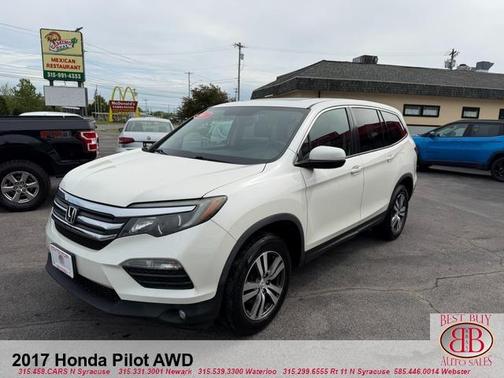 White 2017 Honda Pilot EX-L
