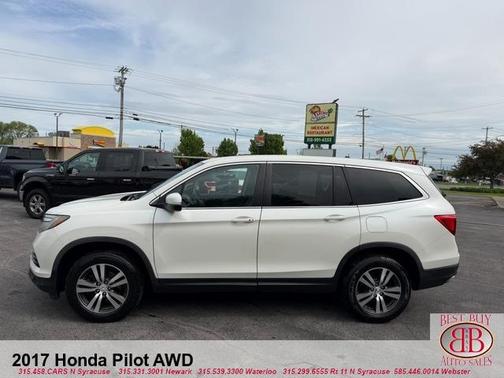 White 2017 Honda Pilot EX-L