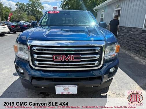 Blue 2019 GMC Canyon SLE