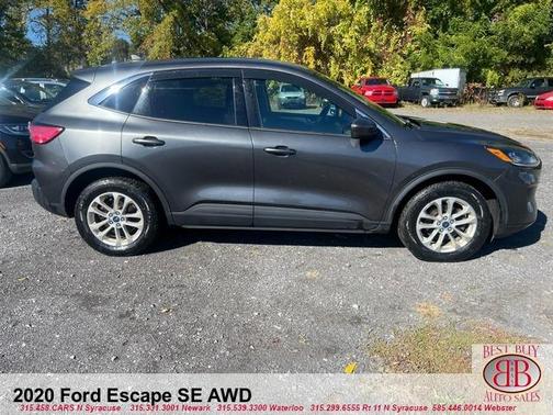 2020 Ford Escape SE