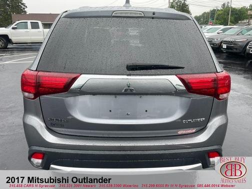 2017 Mitsubishi Outlander ES