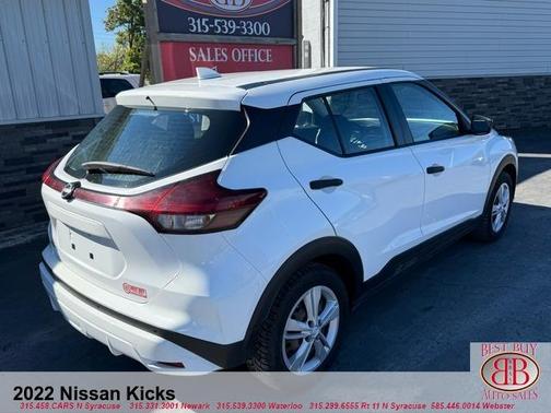 2022 Nissan Kicks S
