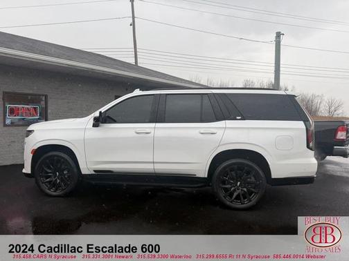 2024 Cadillac Escalade Sport