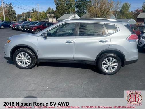 2016 Nissan Rogue SV