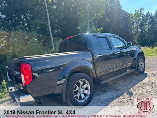 Black 2019 Nissan Frontier SL