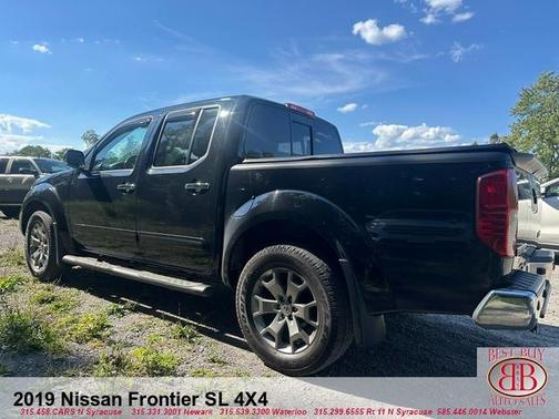 Black 2019 Nissan Frontier SL