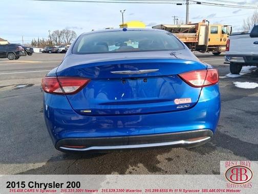 2015 Chrysler 200 Limited