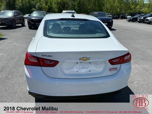 White 2018 Chevrolet Malibu 1FL
