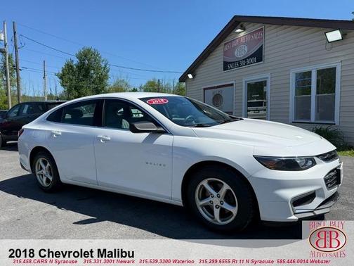 White 2018 Chevrolet Malibu 1FL