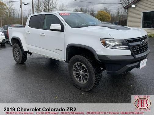 White 2019 Chevrolet Colorado ZR2