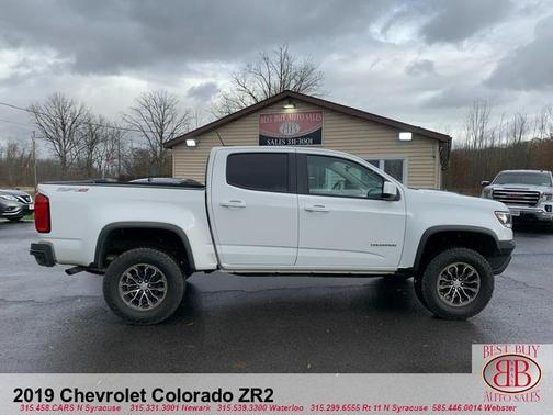 White 2019 Chevrolet Colorado ZR2