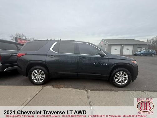 2021 Chevrolet Traverse LT Cloth