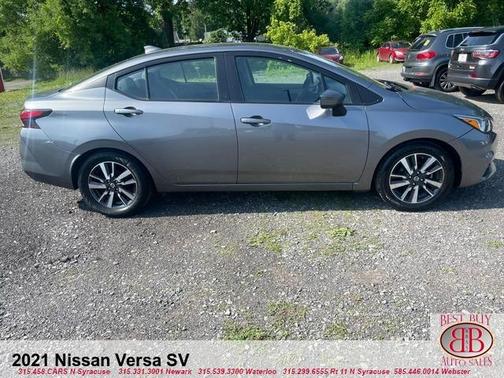 2021 Nissan Versa 1.6 SV
