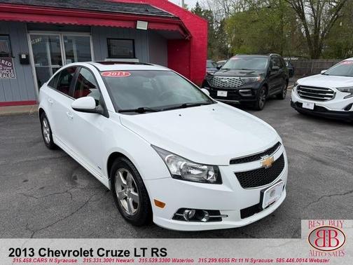 White 2013 Chevrolet Cruze 1LT