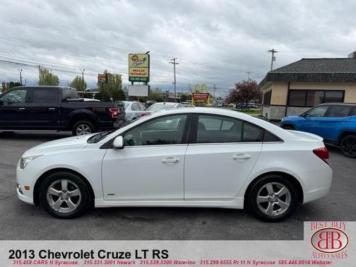 White 2013 Chevrolet Cruze 1LT