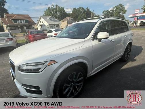 2019 Volvo XC90 T6 Momentum