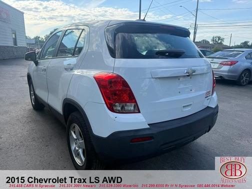 White 2015 Chevrolet Trax LS