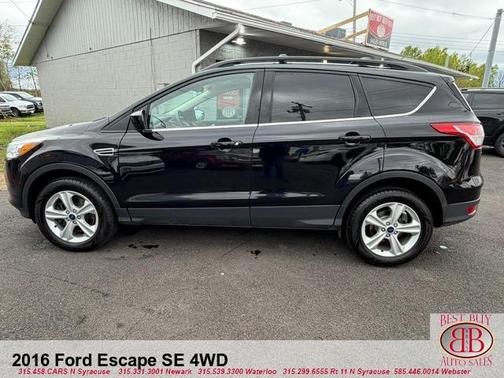 Black 2016 Ford Escape SE
