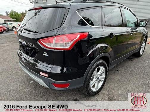 Black 2016 Ford Escape SE