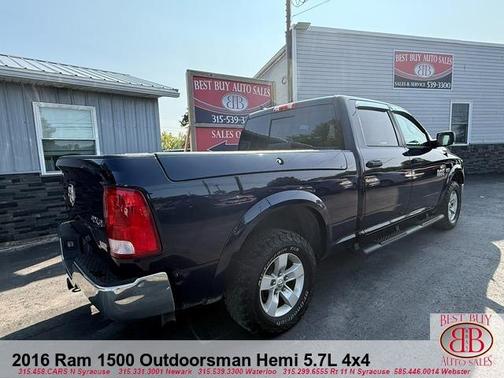 2016 RAM 1500 SLT