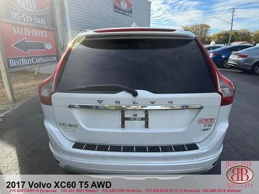 2017 Volvo XC60 T5 Dynamic