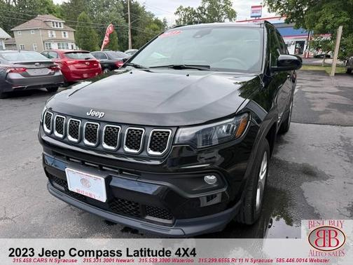 Black 2023 Jeep Compass Latitude