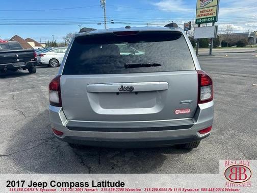 Gray 2017 Jeep Compass Latitude