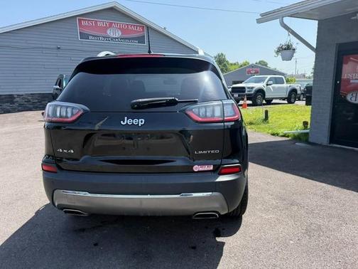 Black 2019 Jeep Cherokee Limited
