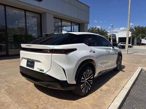 2024 Lexus RZ 450e Premium