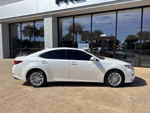 2017 Lexus ES 350 Base