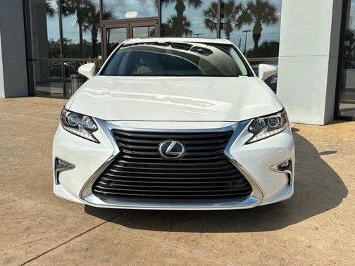2017 Lexus ES 350 Base