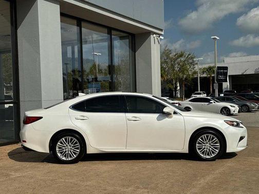 2017 Lexus ES 350 Base